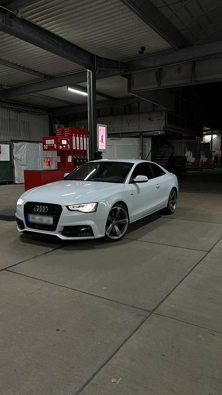 Gebraucht Audi A5 Sport 245 PS (180 kW) 2016 Weiß Coupé