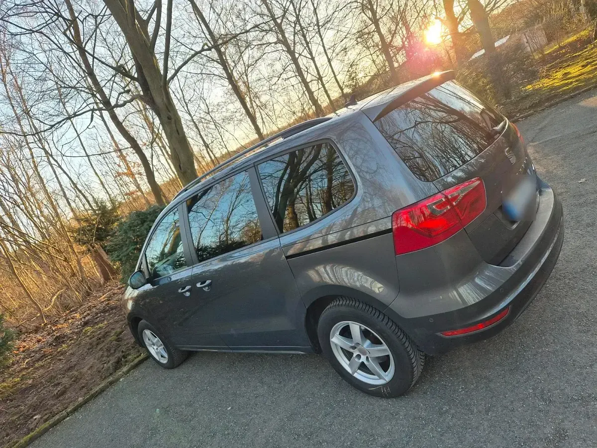 Gebraucht Seat Alhambra 140 PS (102 kW) 2012 Grau Van / Kleinbus