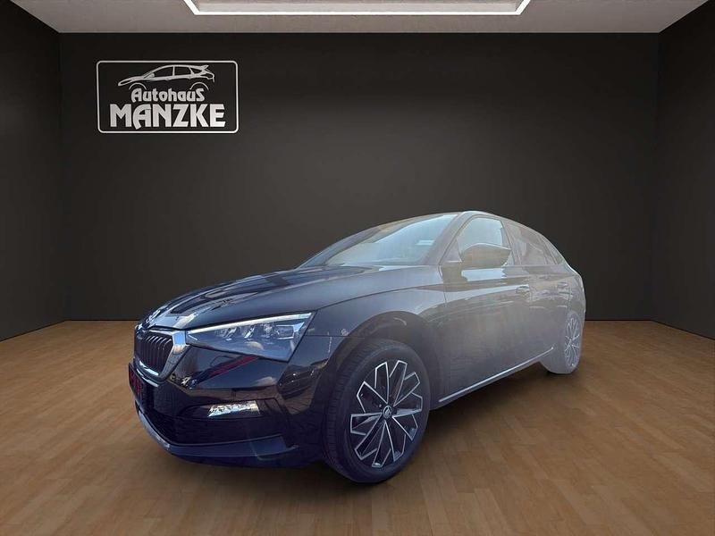 Gebraucht Skoda Scala Style 110 PS (80 kW) 2023 Schwarzmagic perleffekt Kleinwagen