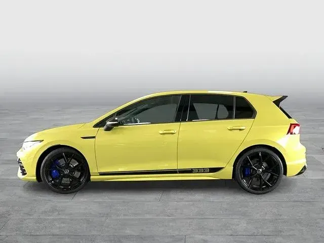 Gebraucht VW Golf VIII Edition 333 PS (244 kW) 2024 Limonengelb metallic (metallic) Limousine