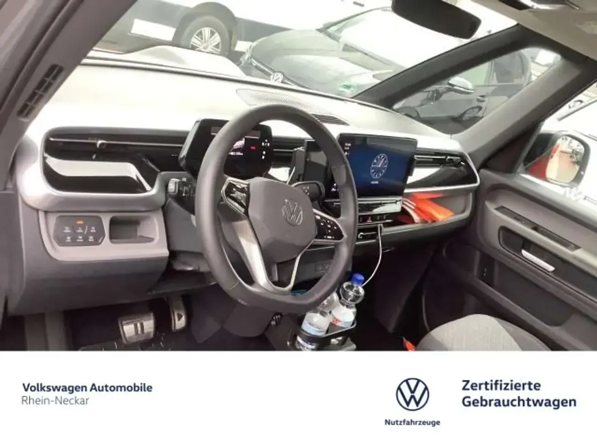 Gebraucht VW ID. Buzz Pro 150 kW (204 PS) 2023 Monosilber metallic Van / Kleinbus