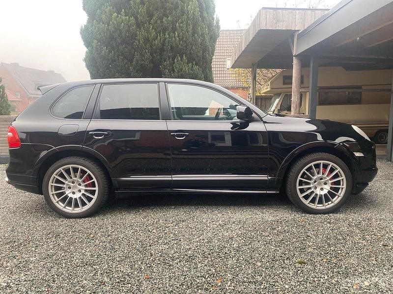 Schwarz Gebraucht 2008 Porsche Cayenne GTS SUV | 9.950 € (Fairer Preis) - Bild 1/4