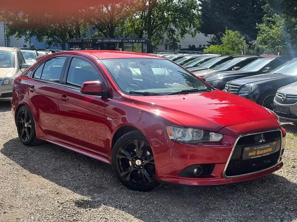 Gebraucht Mitsubishi Lancer 143 PS (105 kW) 2008 Rot Limousine