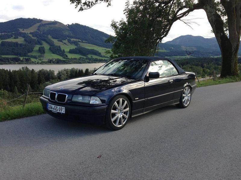 Blau Gebraucht 1999 BMW 318 Cabriolet Cabrio | 4.444 € (Guter Preis) - Bild 1/4