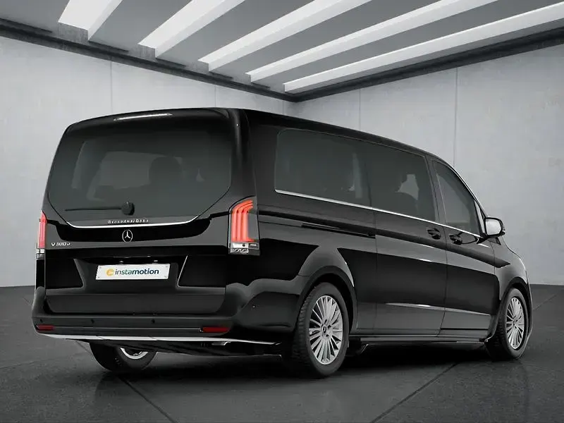 Gebraucht Mercedes V300 237 PS (174 kW) 2025 Schwarz Van / Kleinbus