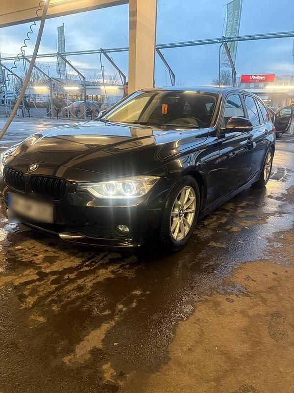 Gebraucht BMW 320 184 PS (135 kW) 2014 Kombi