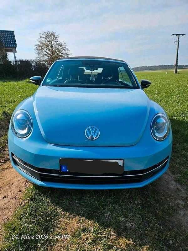 Używany VW Beetle 105 KM (77 kW) 2015 Niebieski Hatchback