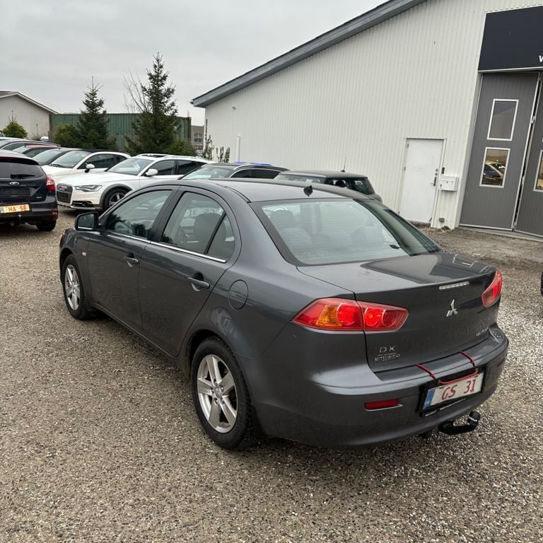 Gebraucht Mitsubishi Lancer Invite 143 PS (105 kW) 2009 Limousine