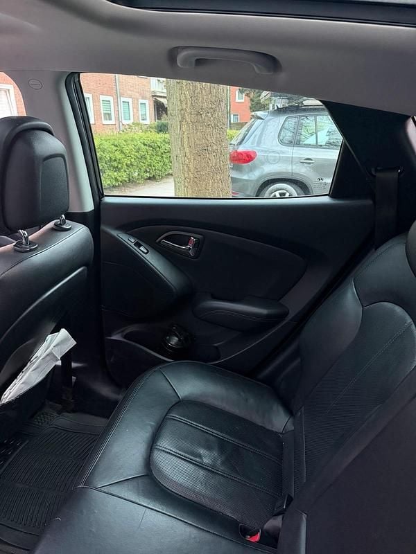 Second-hand Hyundai ix35 2013 Negru SUV