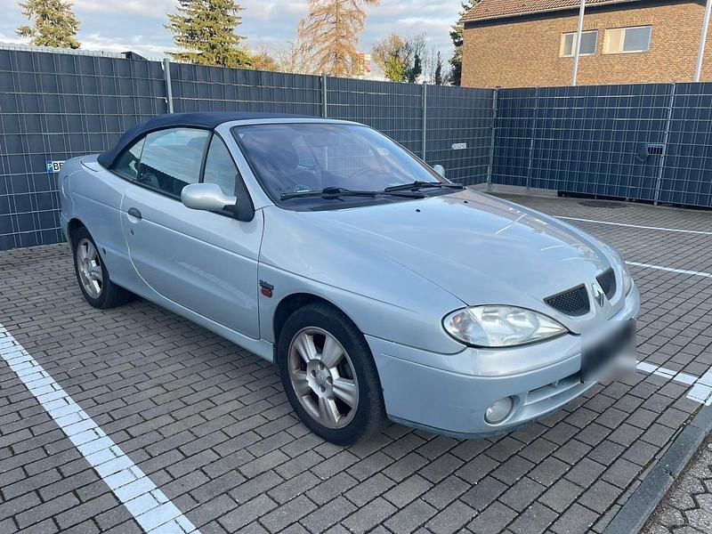 Gebraucht Renault Mégane Cabriolet 140 PS (102 kW) 2000 Grau Cabrio