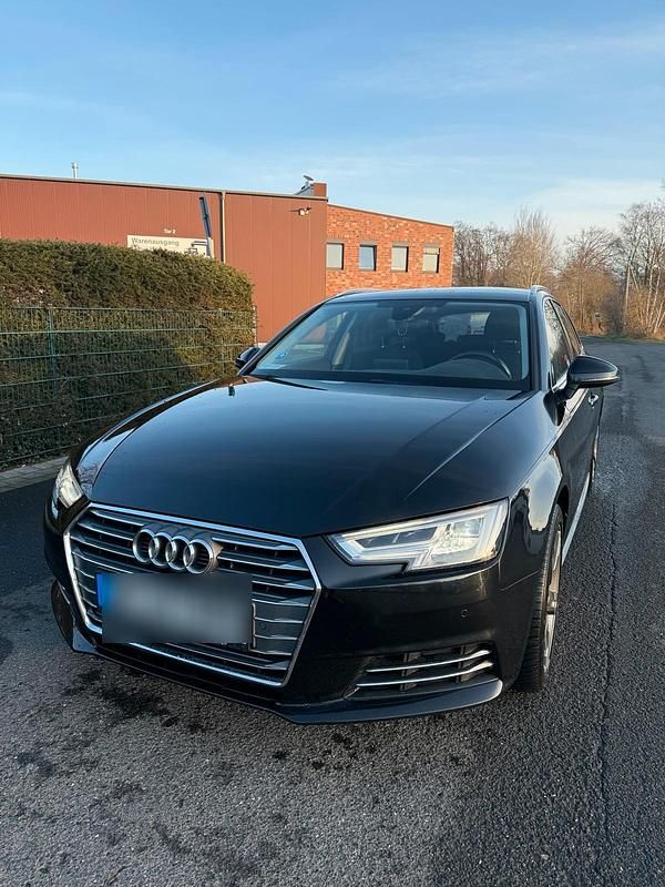 Gebraucht Audi A4 Sport 150 PS (110 kW) 2015 Schwarz Kombi