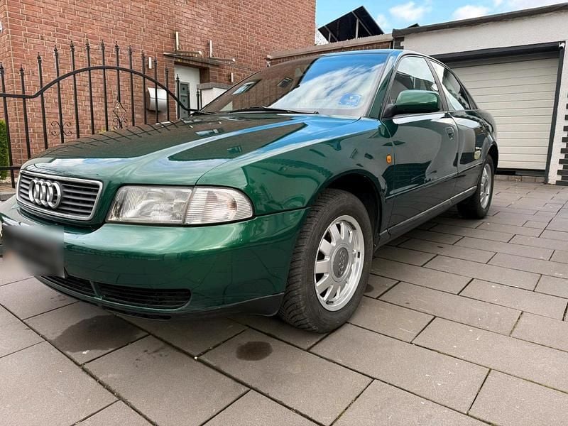 Gebraucht Audi A4 105 PS (77 kW) 1998 Grün Limousine