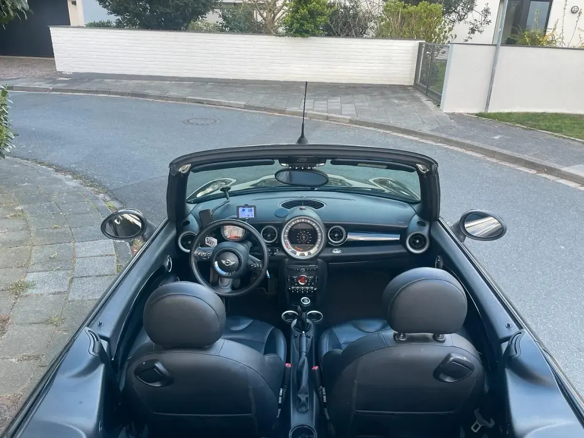 Gebraucht Mini Cooper Cabriolet 122 PS (89 kW) 2015 Andere farben Cabrio