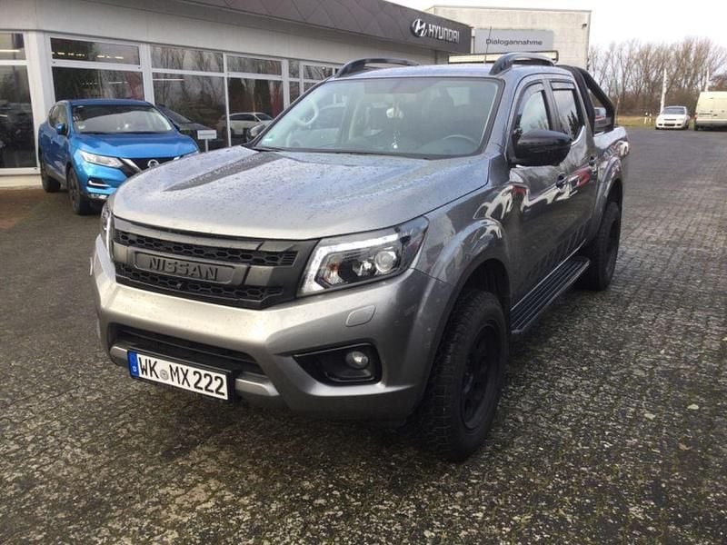 Grau Gebraucht 2021 Nissan Navara N-Guard Abholung | 32.990 € (Fairer Preis) - Bild 1/4