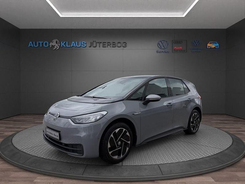 Gebraucht VW ID.3 Pro Performance 150 kW (204 PS) 2023 Mondsteingrauu Kleinwagen