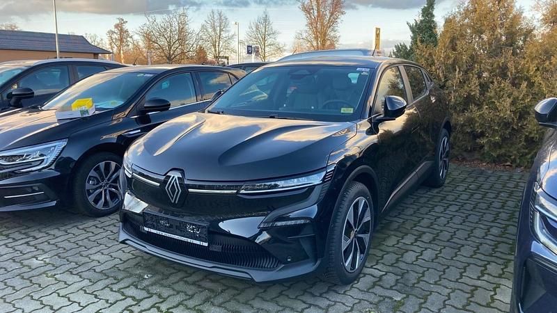 Gebraucht Renault Megane E-Tech Evolution 55 kW (75 PS) 2023 Schwarz Limousine