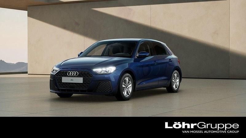 Navarrablau metallic Neu 2025 Audi A1 Sportback Kleinwagen | 26.990 € (Fairer Preis) - Bild 1/4