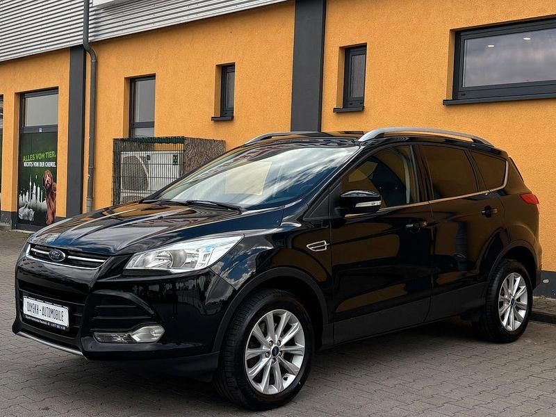 Schwarz Gebraucht 2016 Ford Kuga Titanium SUV | 12.980 € (Fairer Preis) - Bild 1/4