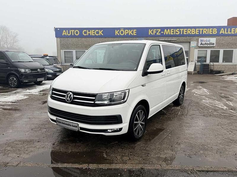 Weiß Gebraucht 2017 VW Multivan Comfortline Van | 27.900 € (Fairer Preis) - Bild 1/4