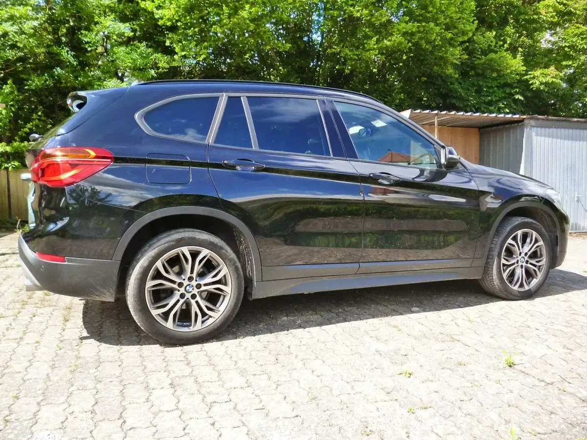 Gebraucht BMW X1 Advantage 150 PS (110 kW) 2019 Schwarz SUV