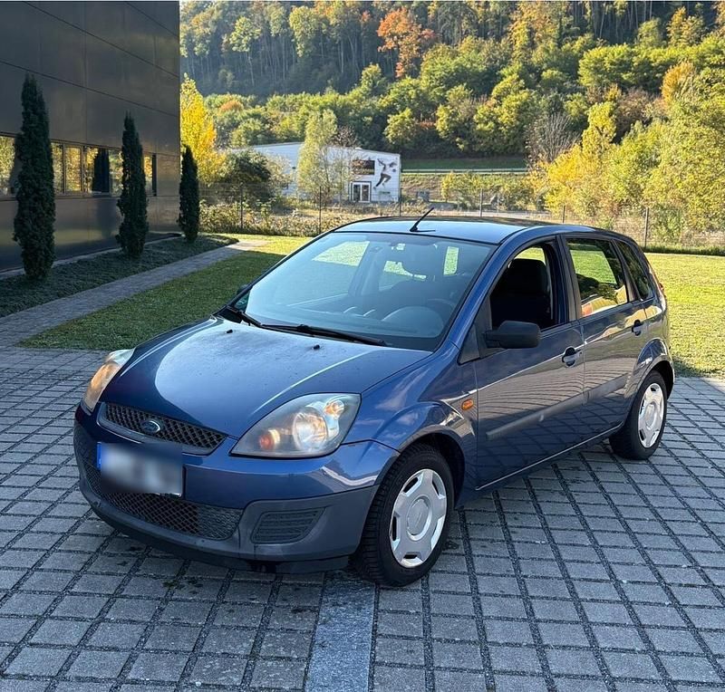 Blau Gebraucht 2006 Ford Fiesta Kleinwagen | 1.000 € (Guter Preis) - Bild 1/4