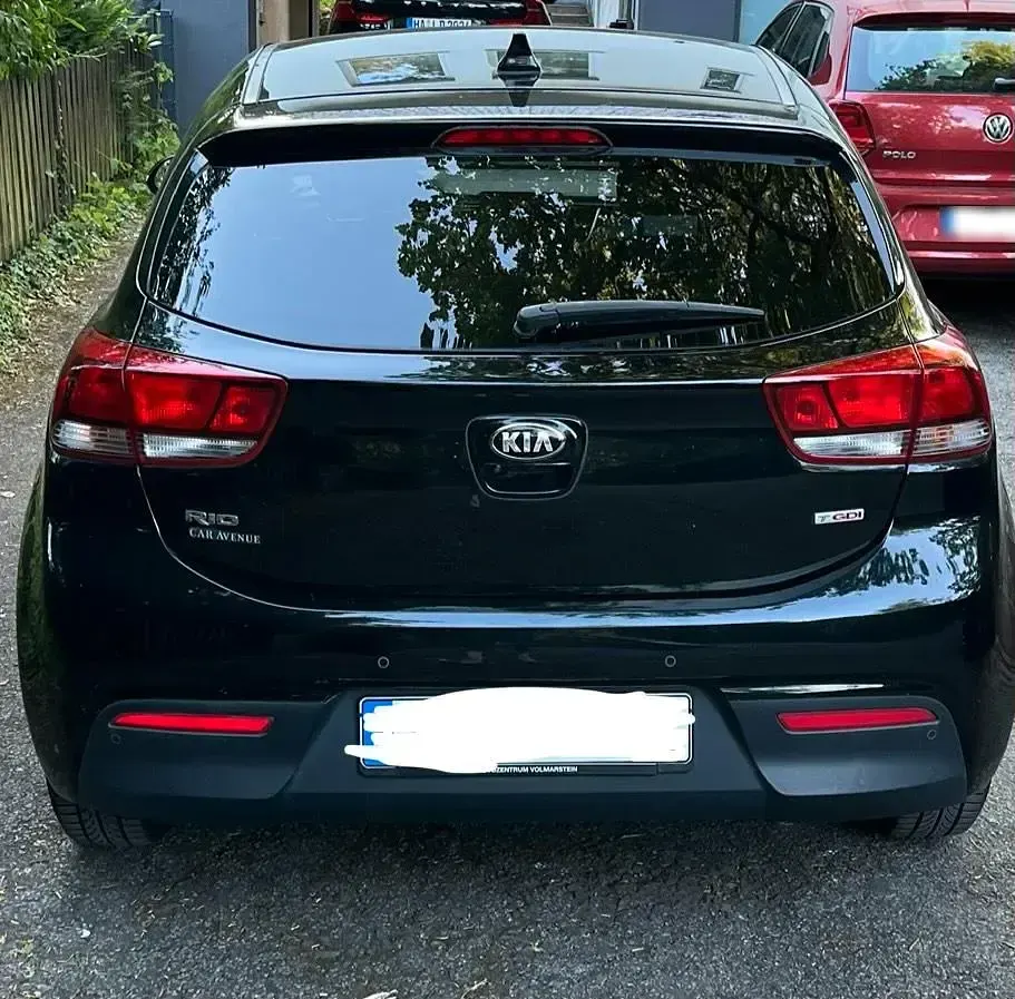 Gebraucht Kia Rio Spirit 120 PS (88 kW) 2019 Schwarz Kleinwagen