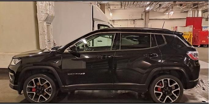 Gebraucht Jeep Compass 170 PS (125 kW) 2020 Schwarz SUV