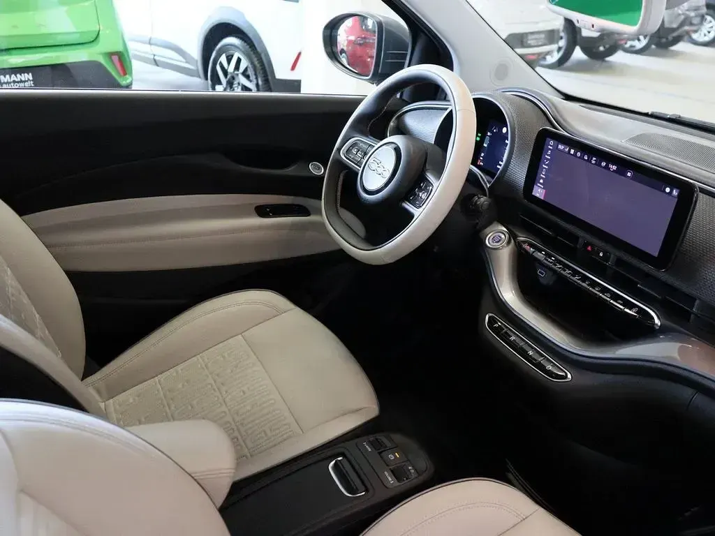 Gebraucht Fiat 500e La Prima 86 kW (118 PS) 2022 Grau Limousine