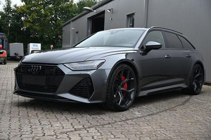 Grau Gebraucht 2024 Audi RS6 Performance Limousine | 98.770 € - Bild 1/4