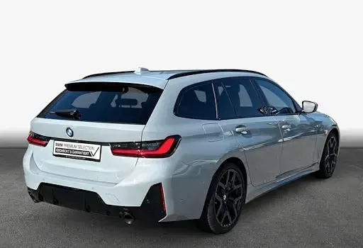 Gebraucht BMW 320 Performance 184 PS (135 kW) 2024 Grau Kombi