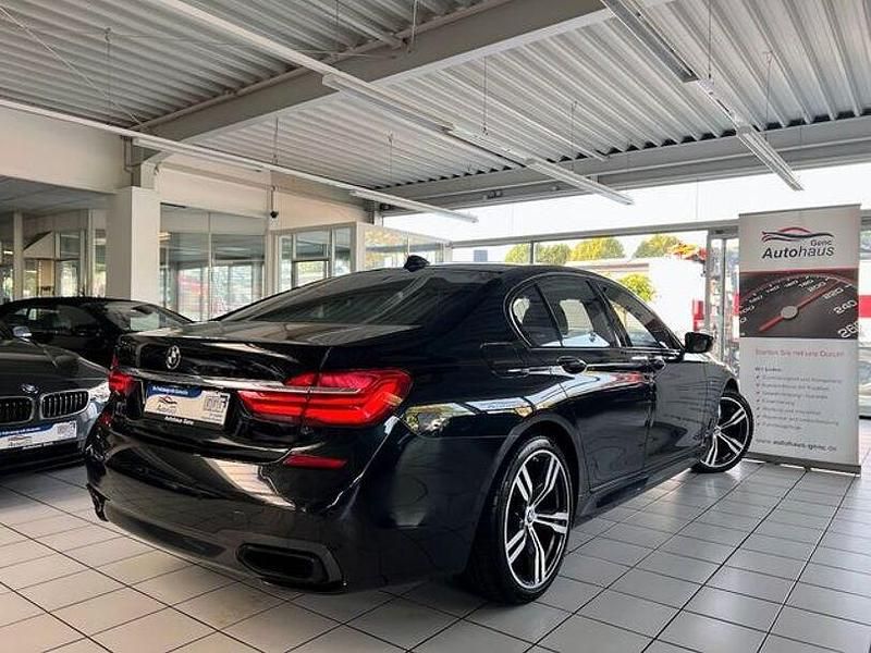 Gebraucht BMW 730 M Sport 265 PS (194 kW) 2015 Schwarz Limousine