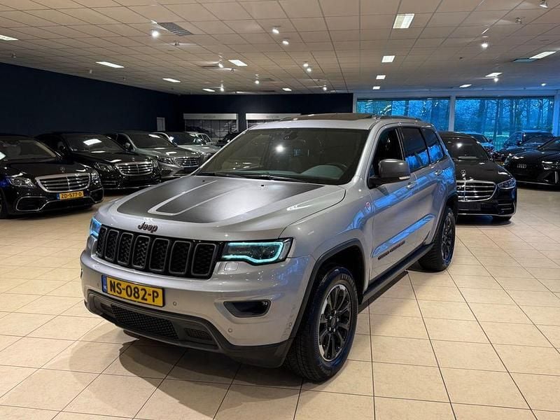 Gebraucht Jeep Grand Cherokee Trailhawk 250 PS (183 kW) 2017 Silber SUV