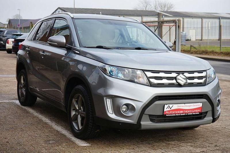 Gebraucht Suzuki Vitara Comfort 120 PS (88 kW) 2017 Grau SUV