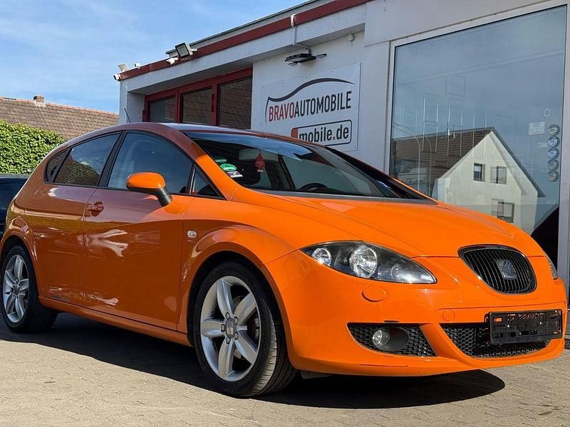 Gebraucht Seat Leon Stylance 125 PS (91 kW) 2009 Orange Kleinwagen