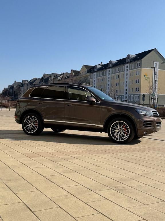 Gebraucht VW Touareg 245 PS (180 kW) 2012 Braun SUV