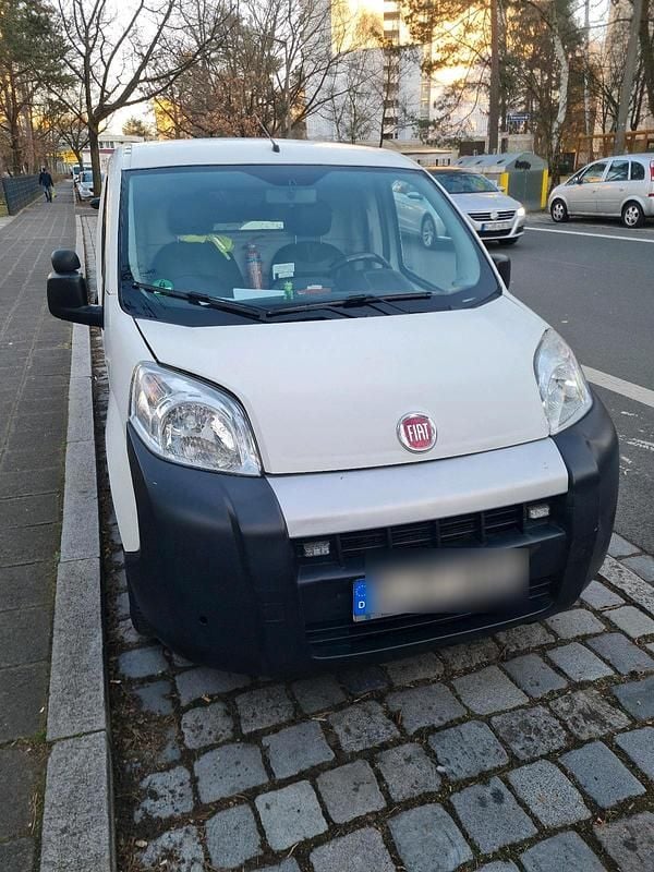 Weiß Gebraucht 2016 Fiat Fiorino Van / Kleinbus | 4.499 € (Superpreis) - Bild 1/4