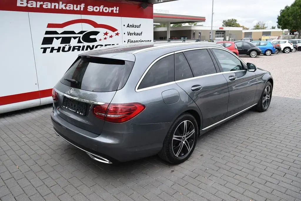 Gebraucht Mercedes C220 194 PS (142 kW) 2020 Grau Kombi