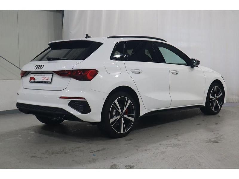 Gebraucht Audi A3 S-Line 245 PS (180 kW) 2022 Weiß Limousine