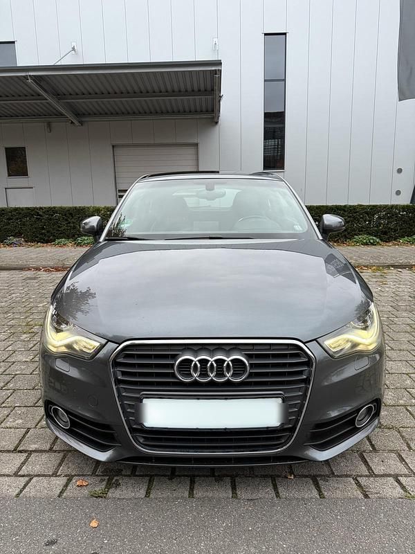 Gebraucht Audi A1 S-Line 122 PS (89 kW) 2011 Grau Kleinwagen