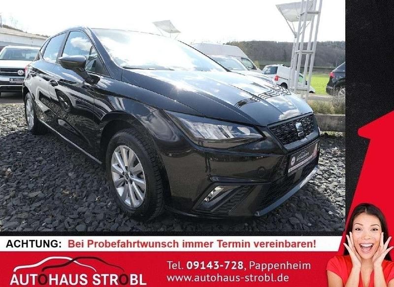 Mitternachtsschwarz (metallic) Gebraucht 2024 Seat Ibiza Style Kleinwagen | 19.350 € (Fairer Preis) - Bild 1/3