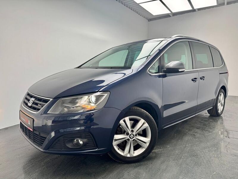 Night blue metallic Gebraucht 2017 Seat Alhambra FR-Line Van / Kleinbus | 22.850 € (Etwas zu teuer) - Bild 1/4
