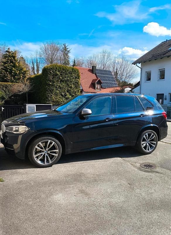 Second-hand BMW X5 381 CP (280 kW) 2014 Negru SUV