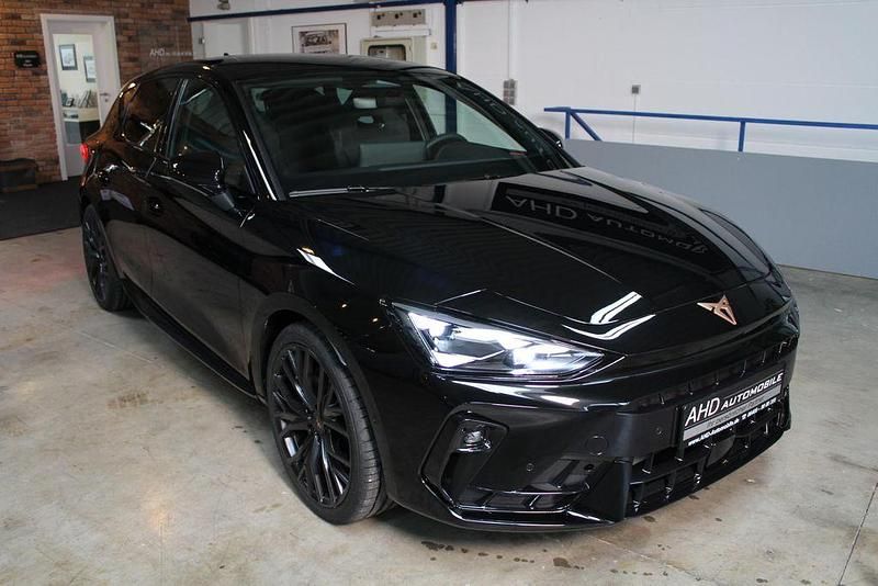 Neu Cupra Leon VZ 272 PS (200 kW) 2026 Midnight schwarz meta... Limousine