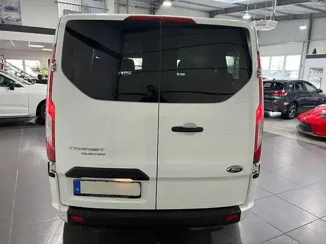 Usata Ford Transit Custom 107 CV (78 kW) 2020 Bianco Station wagon