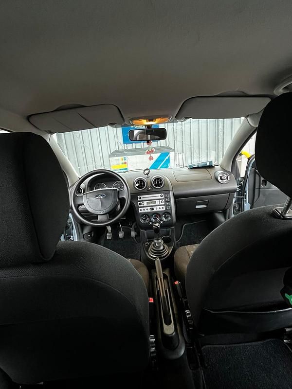 Gebraucht Ford Fiesta 2005 Blau Kleinwagen