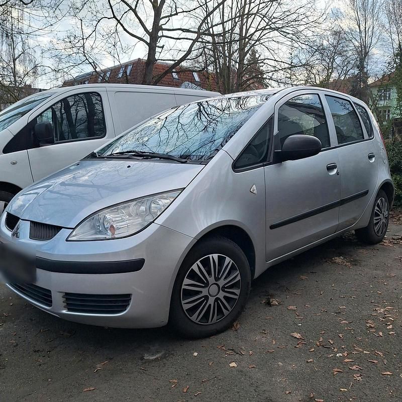 Gebraucht Mitsubishi Colt 75 PS (55 kW) 2007 Silber Kleinwagen
