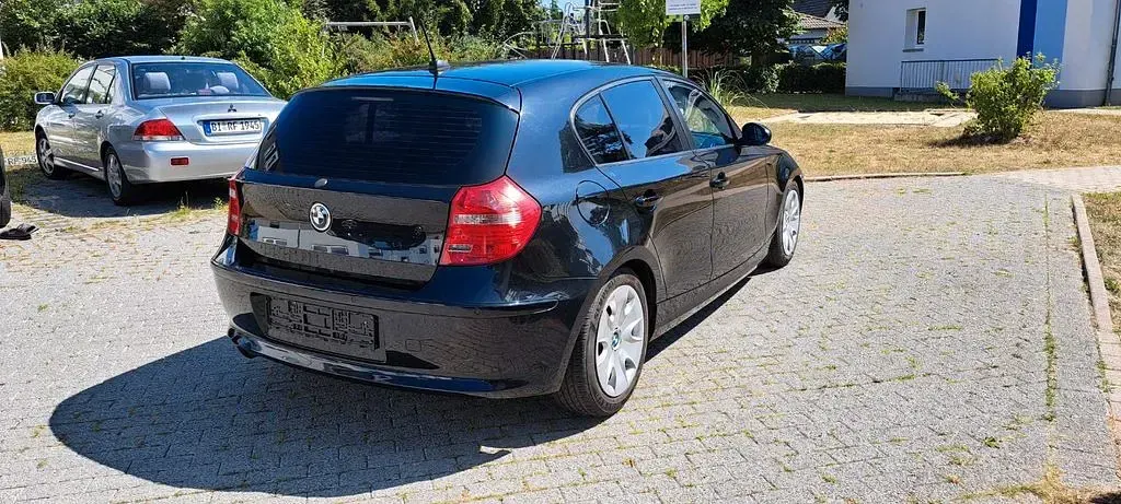 Gebraucht BMW 116 Performance 122 PS (89 kW) 2008 Schwarz Kleinwagen