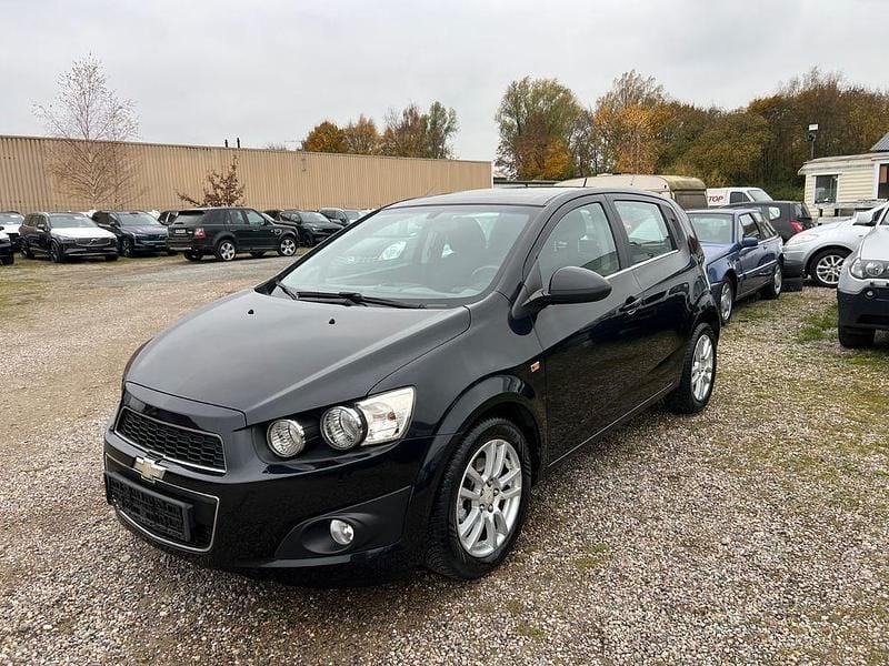 Schwarz Gebraucht 2012 Chevrolet Aveo LTZ Limousine | 4.800 € (Fairer Preis) - Bild 1/4