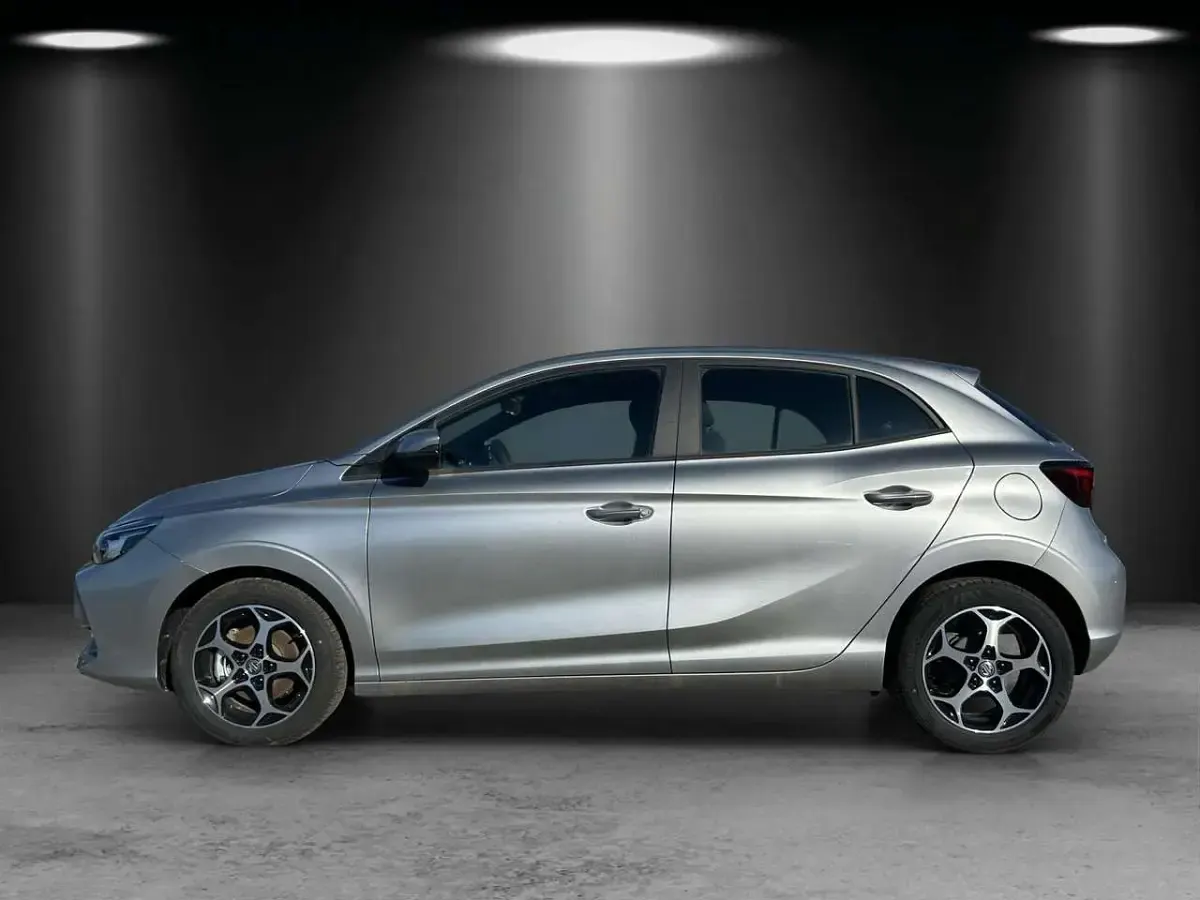Gebraucht MG MG3 Comfort 116 PS (85 kW) 2026 Cosmic silver Kleinwagen