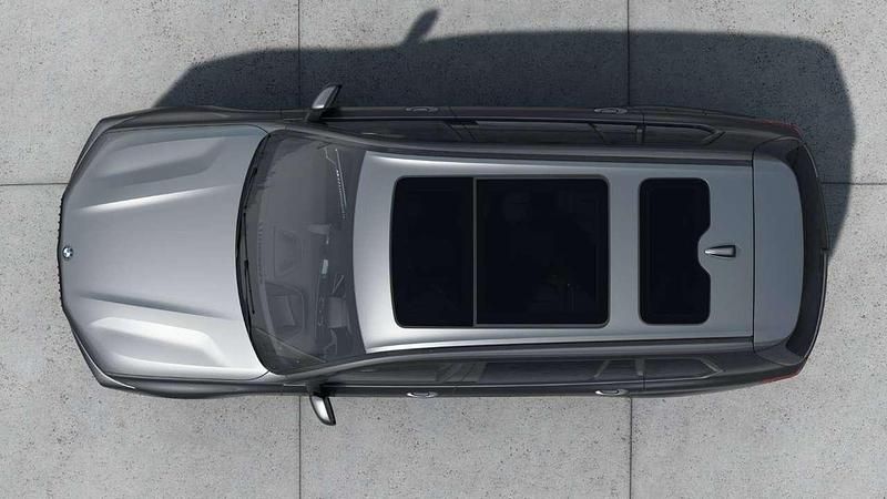 Gebraucht BMW X7 352 PS (258 kW) 2026 Skyscraper grau metallic SUV